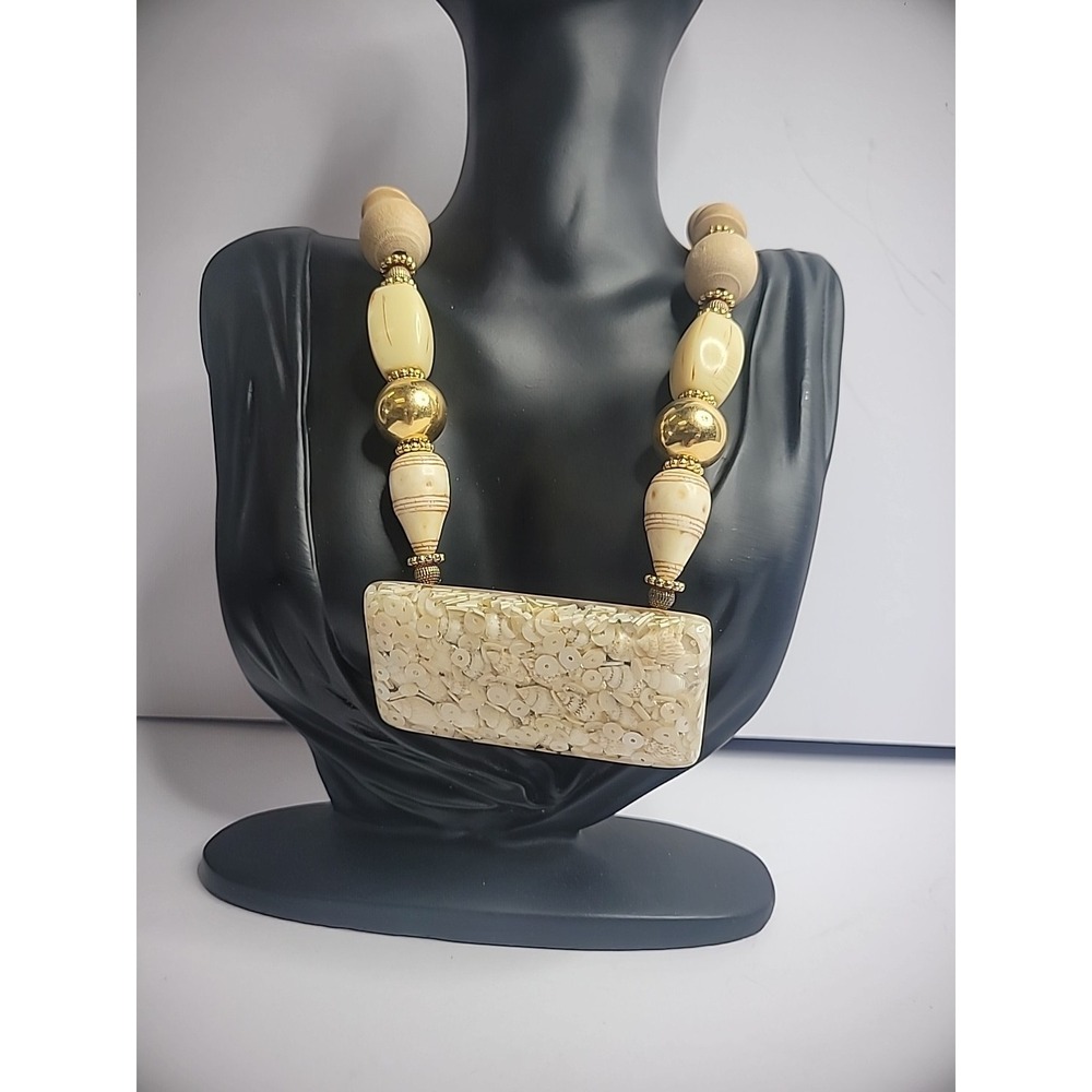 Vintage Gold Tone Beaded Necklace Rectangle Pendant Wooden Jewelry Costume